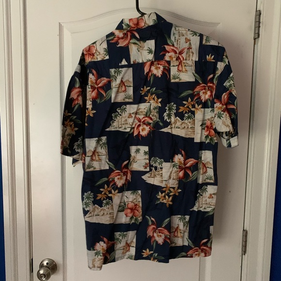 Other - Hawaiian button down shirt
